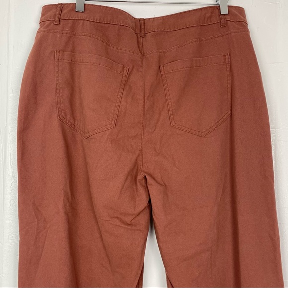 Old Navy High Waist Wide Leg Crop Pants - Picture 7 of 8
